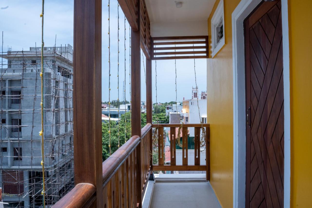Le Suresh Guest House Пудучеррі Екстер'єр фото