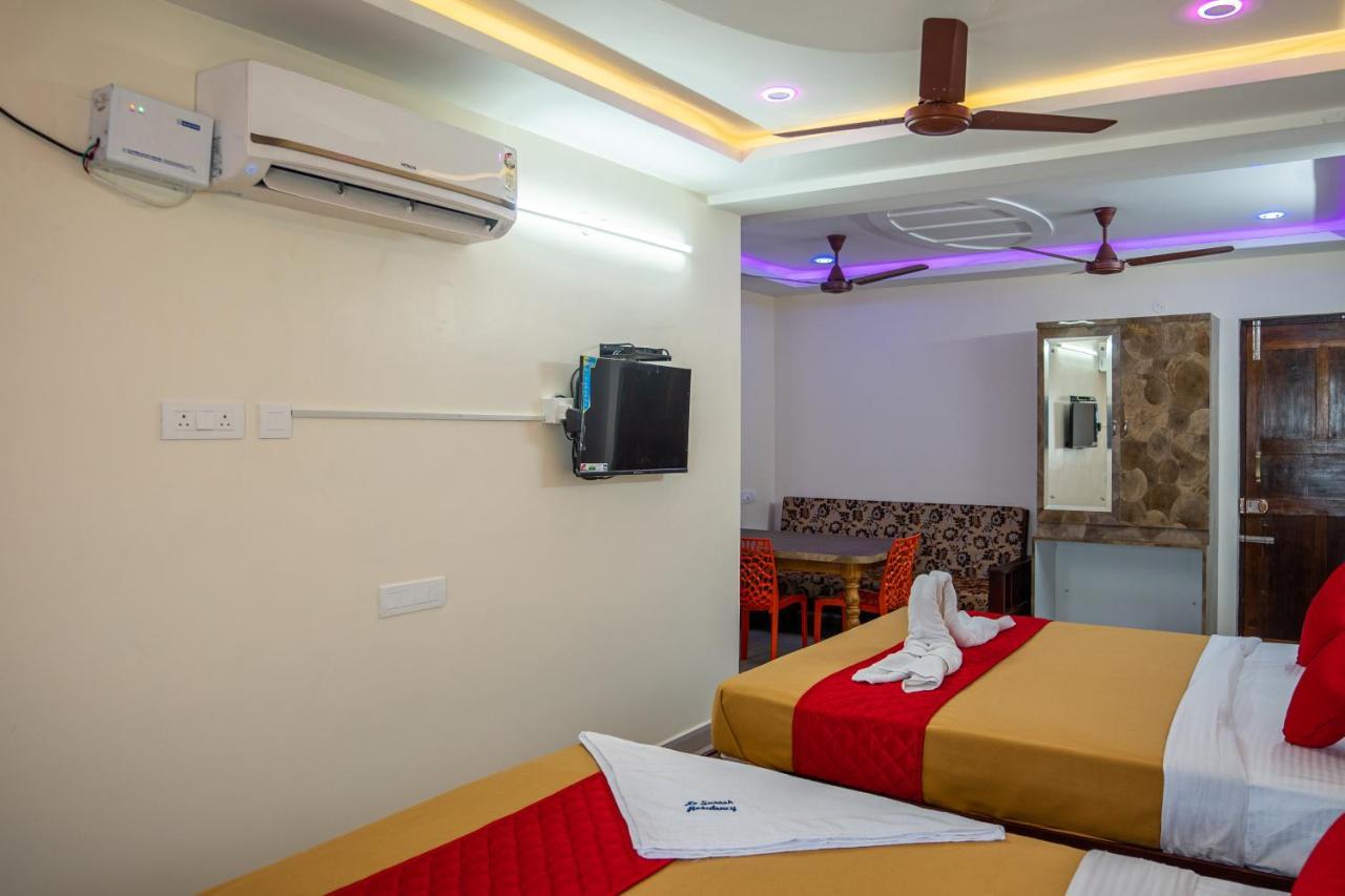 Le Suresh Guest House Пудучеррі Екстер'єр фото